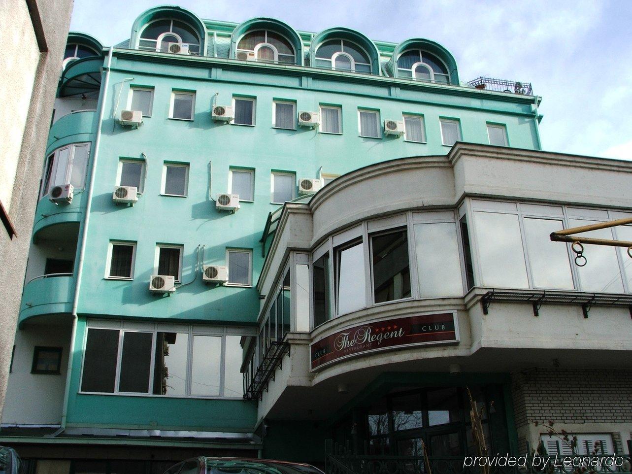 The Regent Club Hotel Ni Buitenkant foto