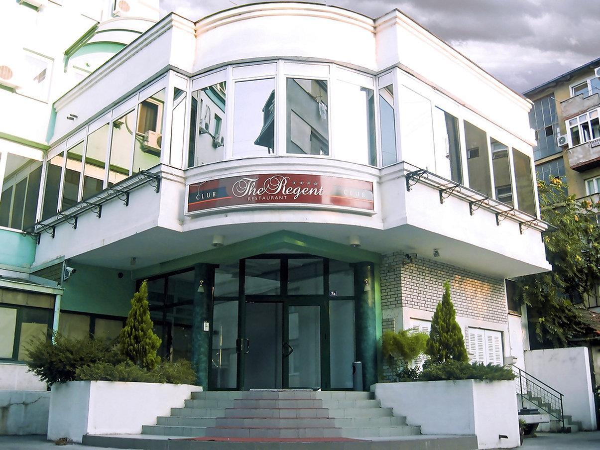 The Regent Club Hotel Ni Buitenkant foto