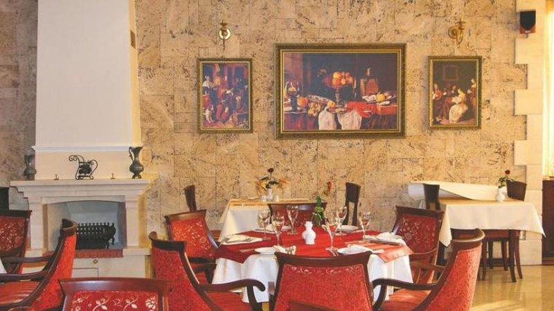 The Regent Club Hotel Ni Buitenkant foto